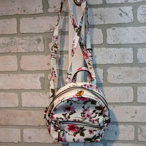 floral guess mini backpack Loungefly Cream & Red Convertible & Crossbody Bag Faux leather (polyurethane) We invite you to be